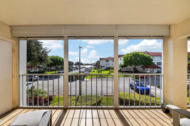 104 Half Moon Circle D2