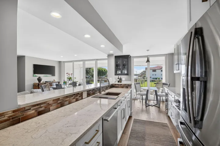 104 Half Moon Circle D2