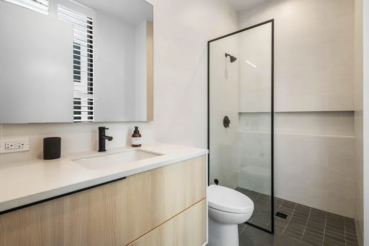 Guest bathroom - 2nd level