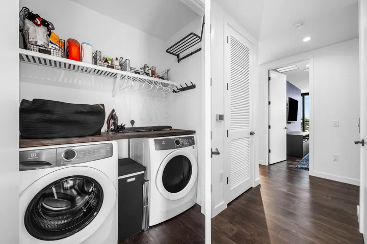 3rd floor laundry