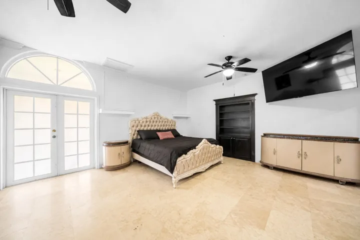 6911 NW 84th Ave 09_58_52 AM