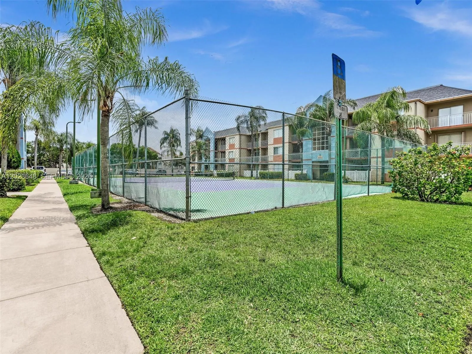 Property photo 200