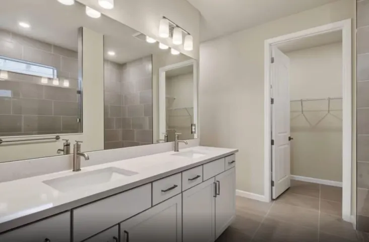 795 bath