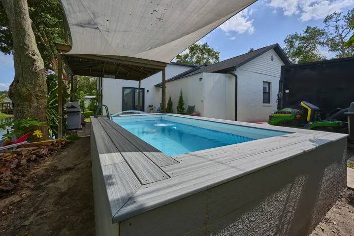 _NZ71912_HDR