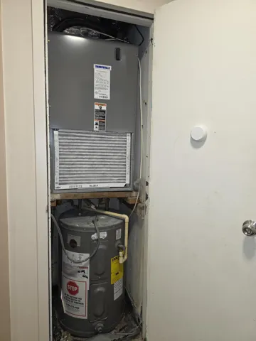 AC UNIT CLSOET