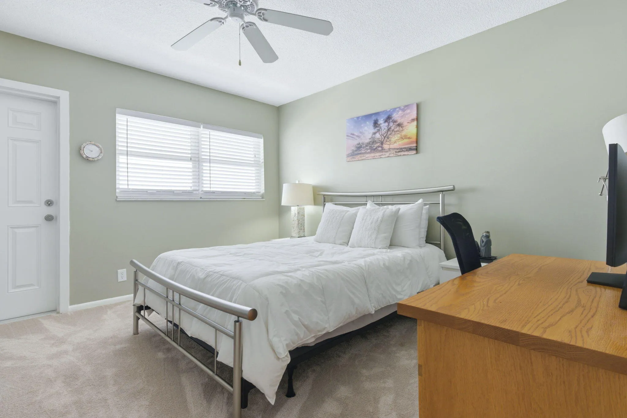 Guest Bedroom w/ 2 closets and entrance/exit door