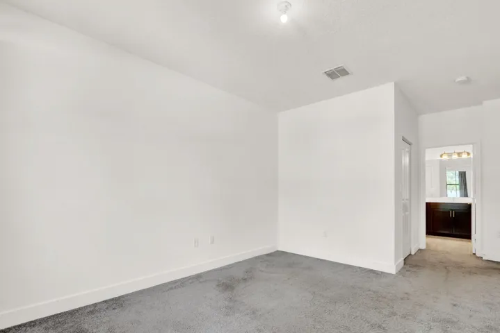 1000011184