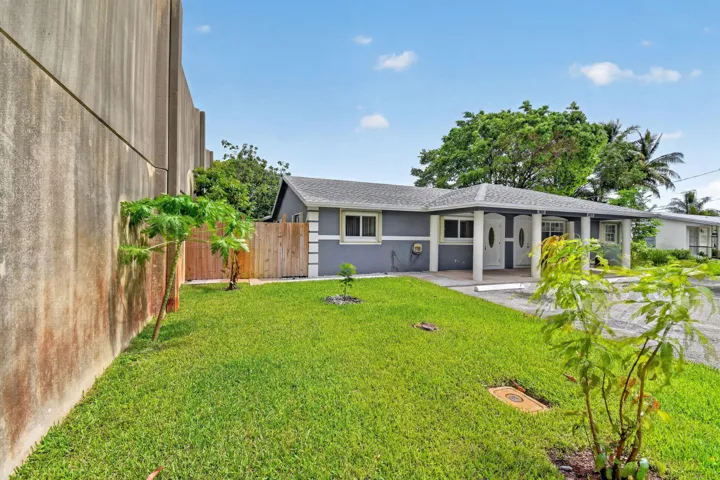 1615ShirleyCt(3)