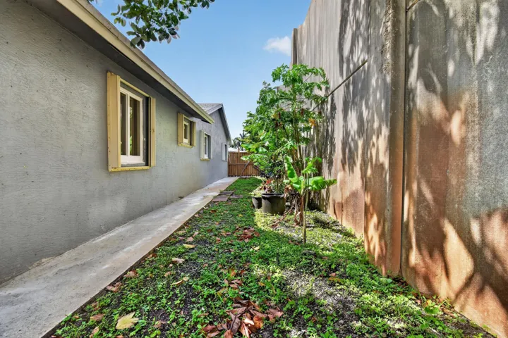 1615ShirleyCt(25)