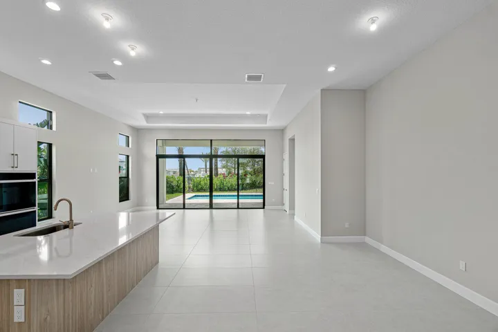008-9124RedRobinLane-BoyntonBeach-FL-334