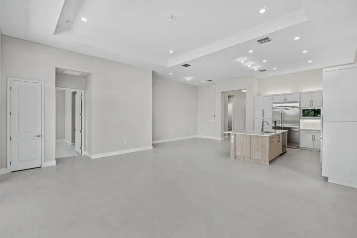 032-9124RedRobinLane-BoyntonBeach-FL-334