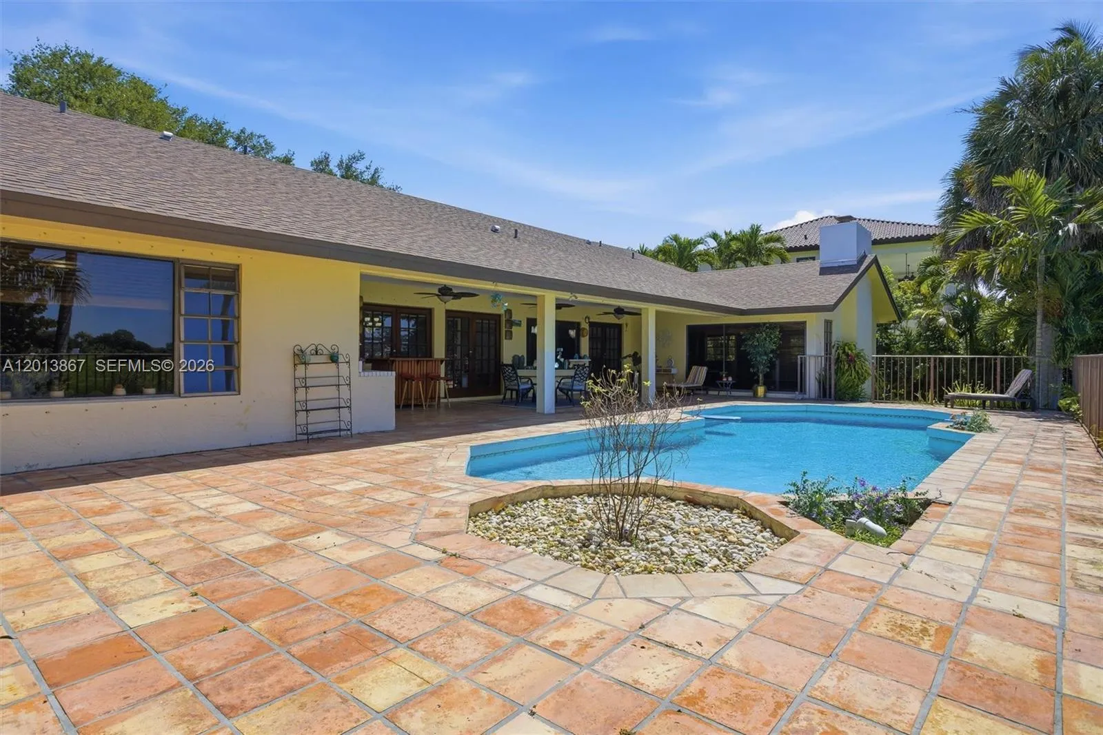 Property photo 93
