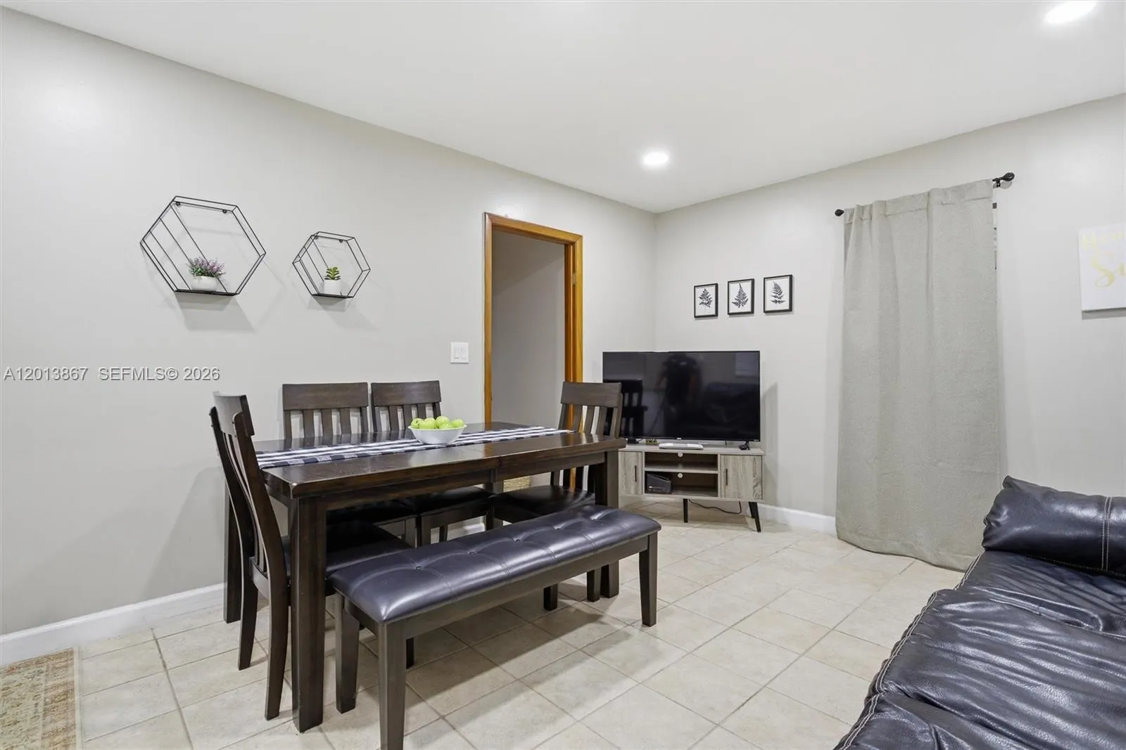 Property photo 107