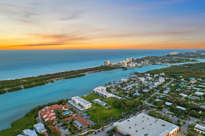 003-100WaterwayRd-E305-Tequesta-SMALL