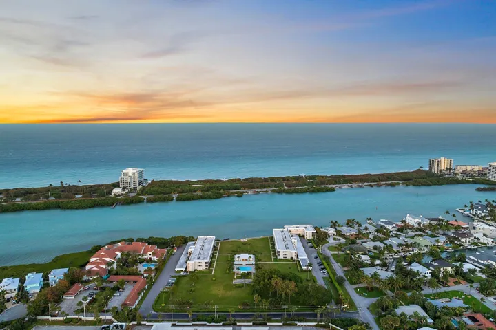 002-100WaterwayRd-E305-Tequesta-SMALL