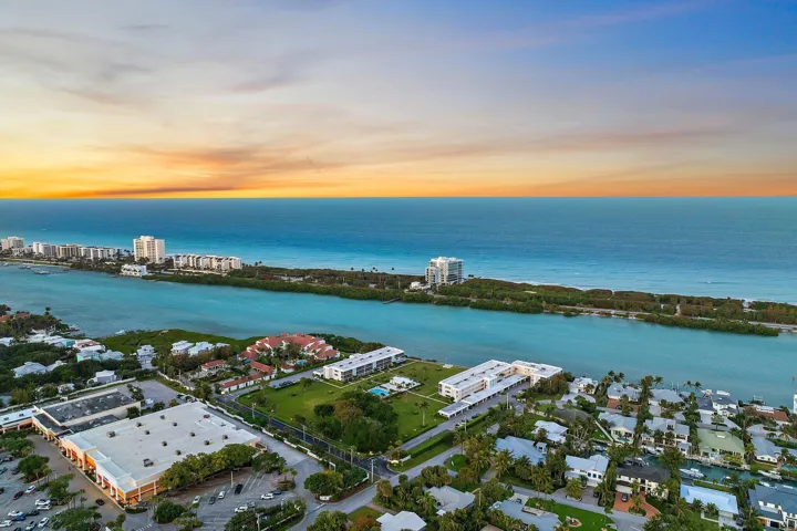 001-100WaterwayRd-E305-Tequesta-SMALL
