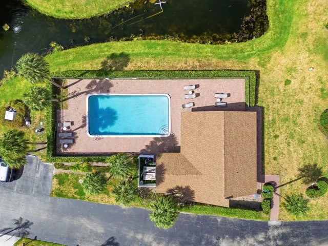 Community pool
