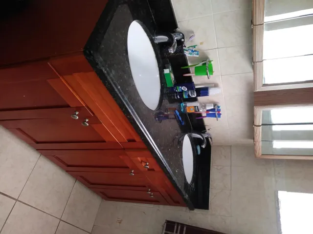 20180912_1618453491 vanity