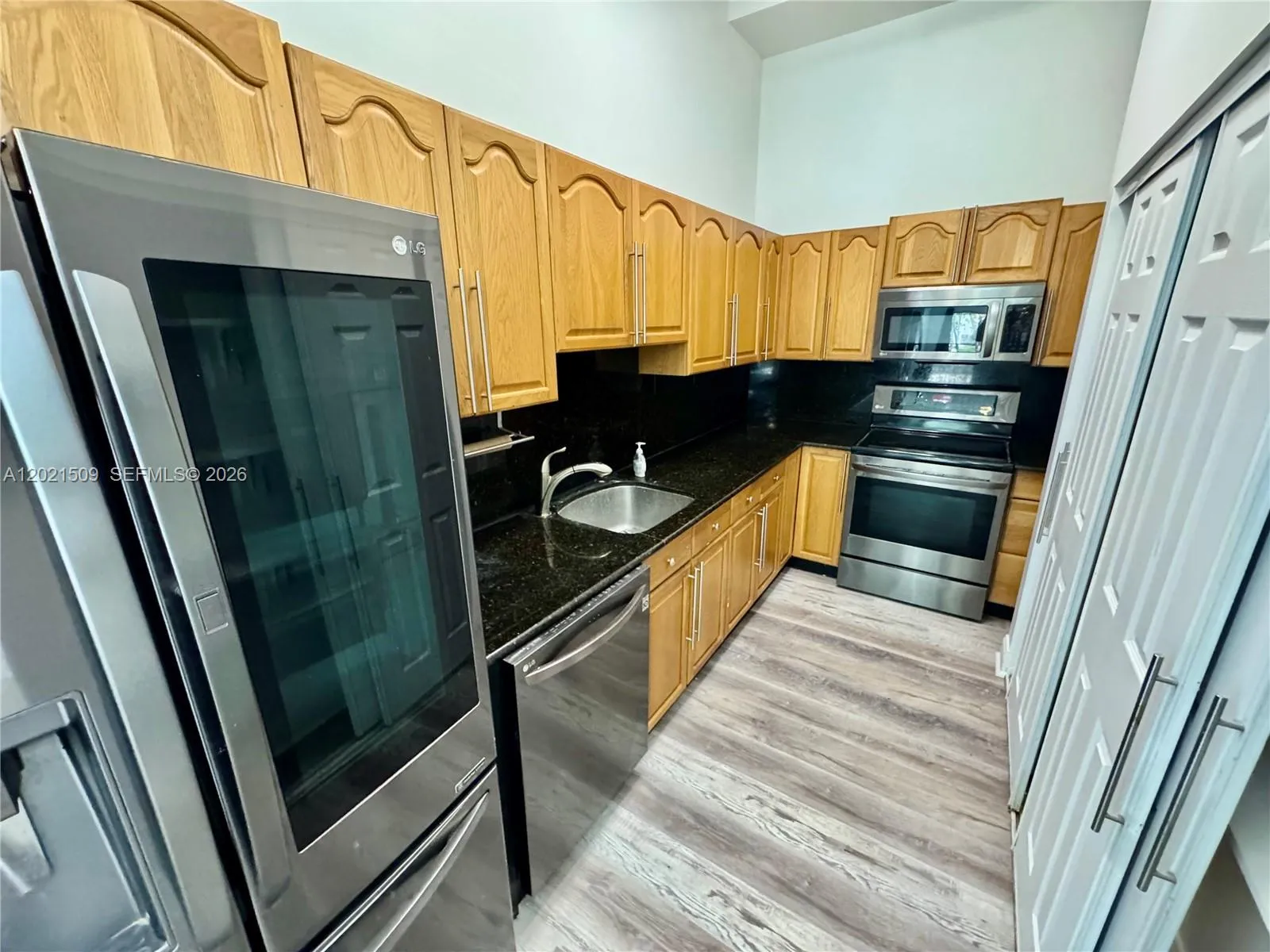 Property photo 8