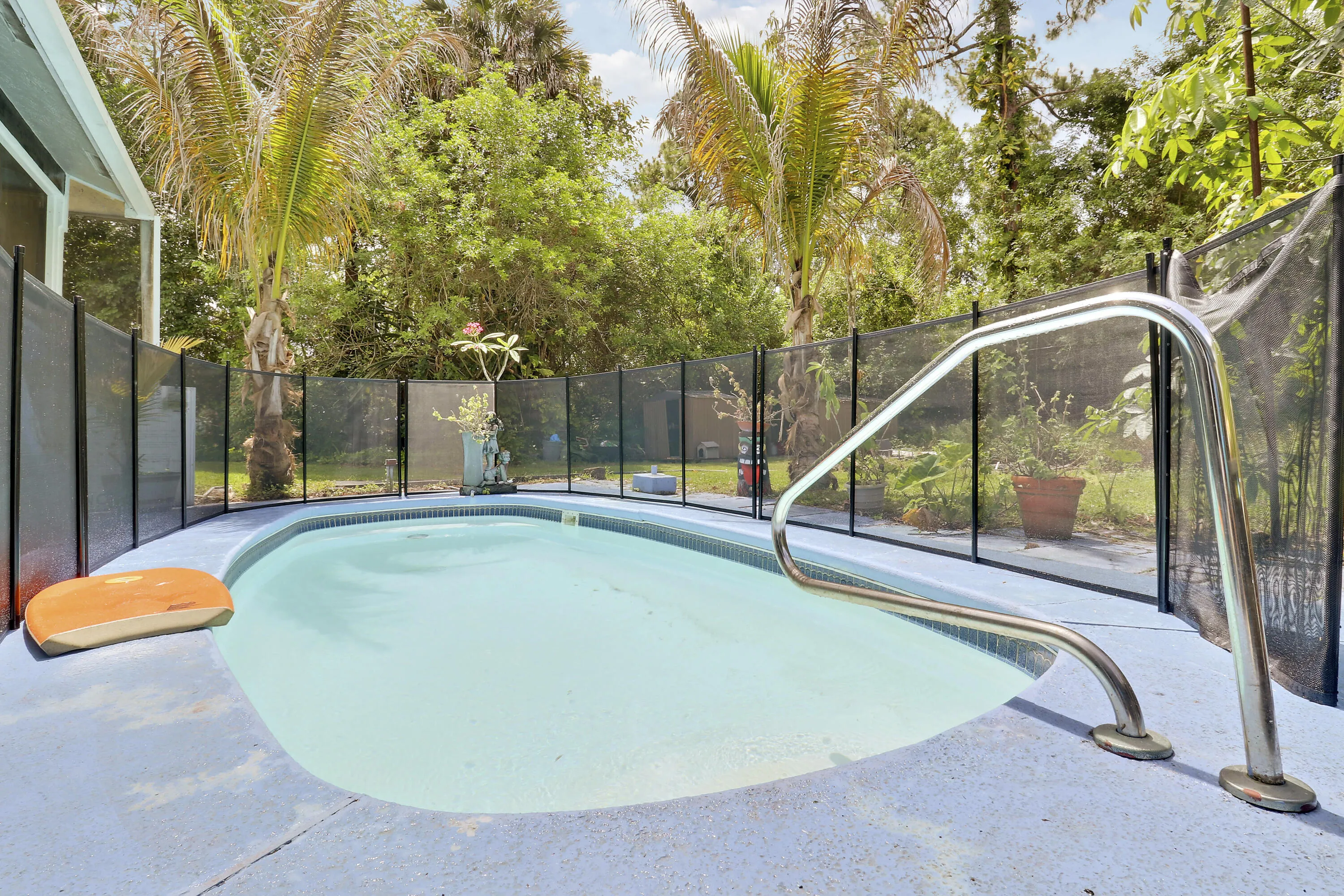 pool