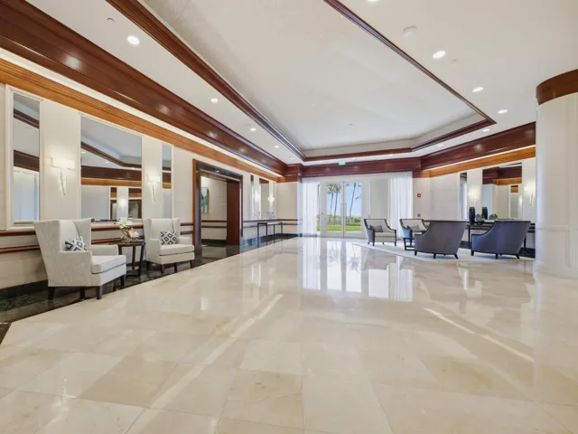 Amenities Lobby Sitting 2