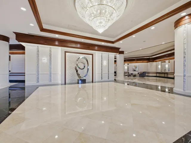 Amenities Entry Lobby