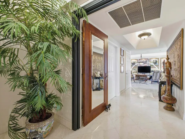 Foyer to Living