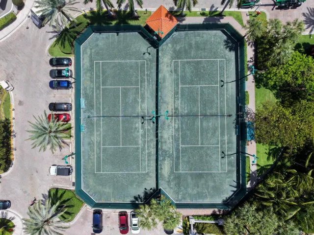 Amenities Tennis Courts