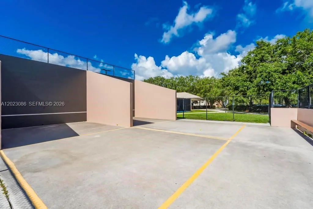 Photo 35