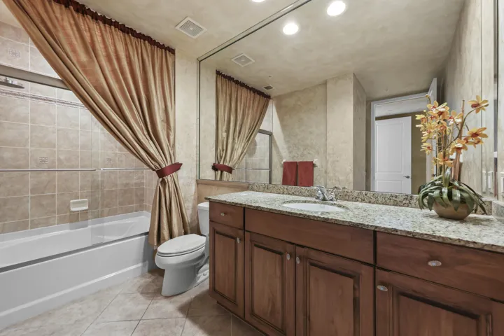 347 North New River Drive East - 29.jpg-