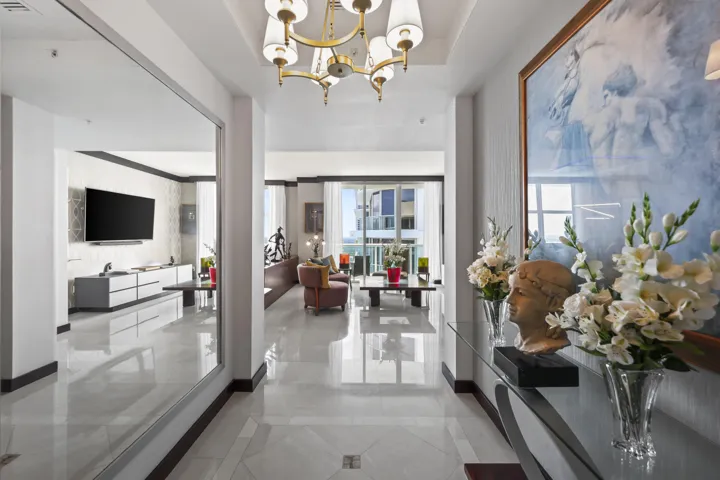 347 North New River Drive East - 2.jpg-F