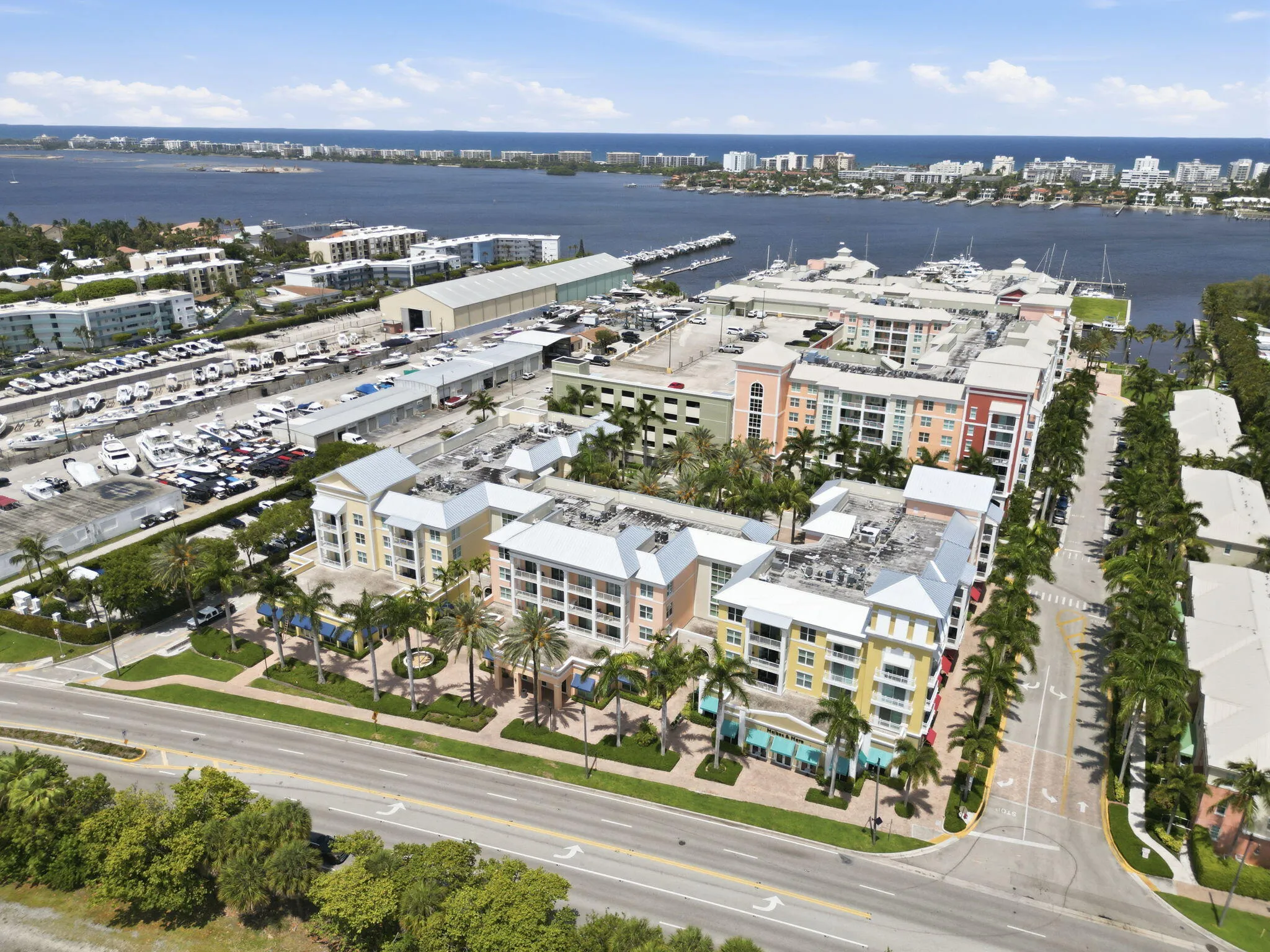 37-web-or-mls-802_W_Windward_Way_Unit_30