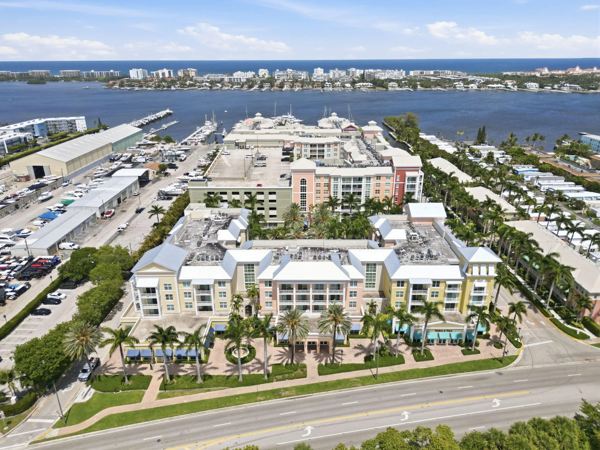 38-web-or-mls-802_W_Windward_Way_Unit_30