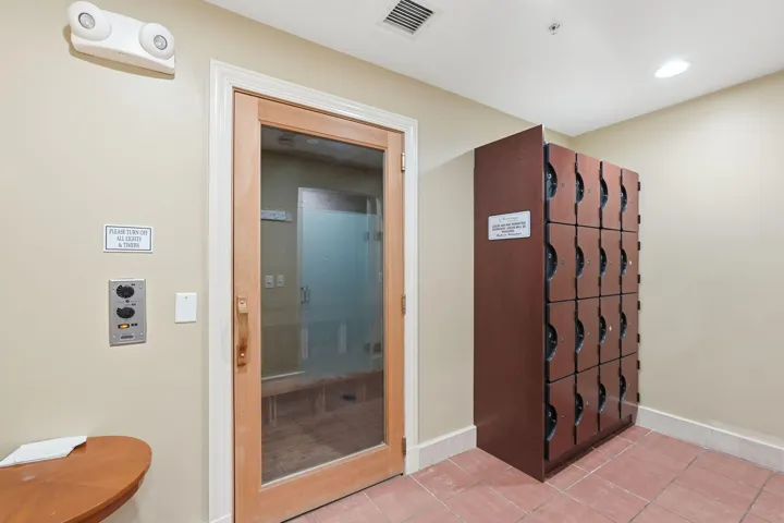 36-web-or-mls-802_W_Windward_Way_Unit_30