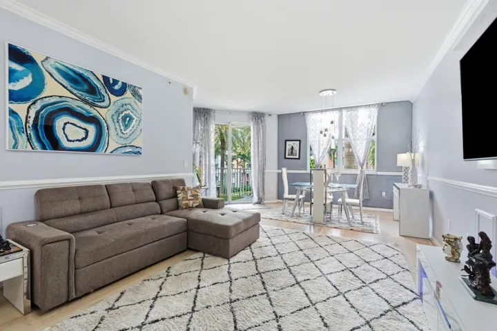 19-web-or-mls-802_W_Windward_Way_Unit_30