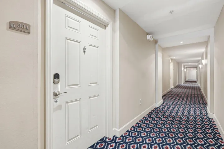 25-web-or-mls-802_W_Windward_Way_Unit_30