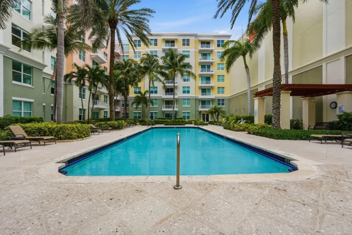 30-web-or-mls-802_W_Windward_Way_Unit_30