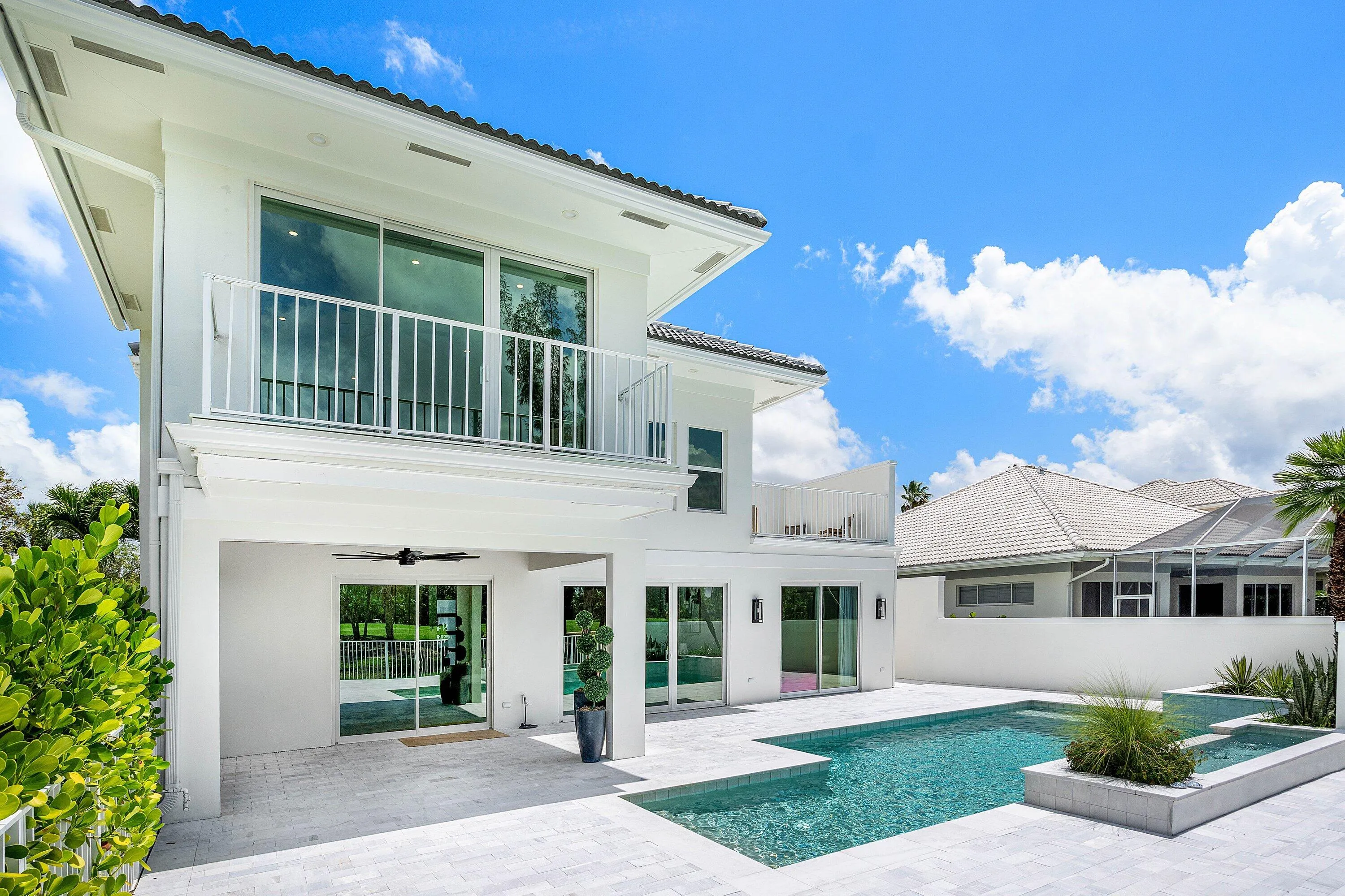 039-9701SprayDrive-WestPalmBeach-FL-3341