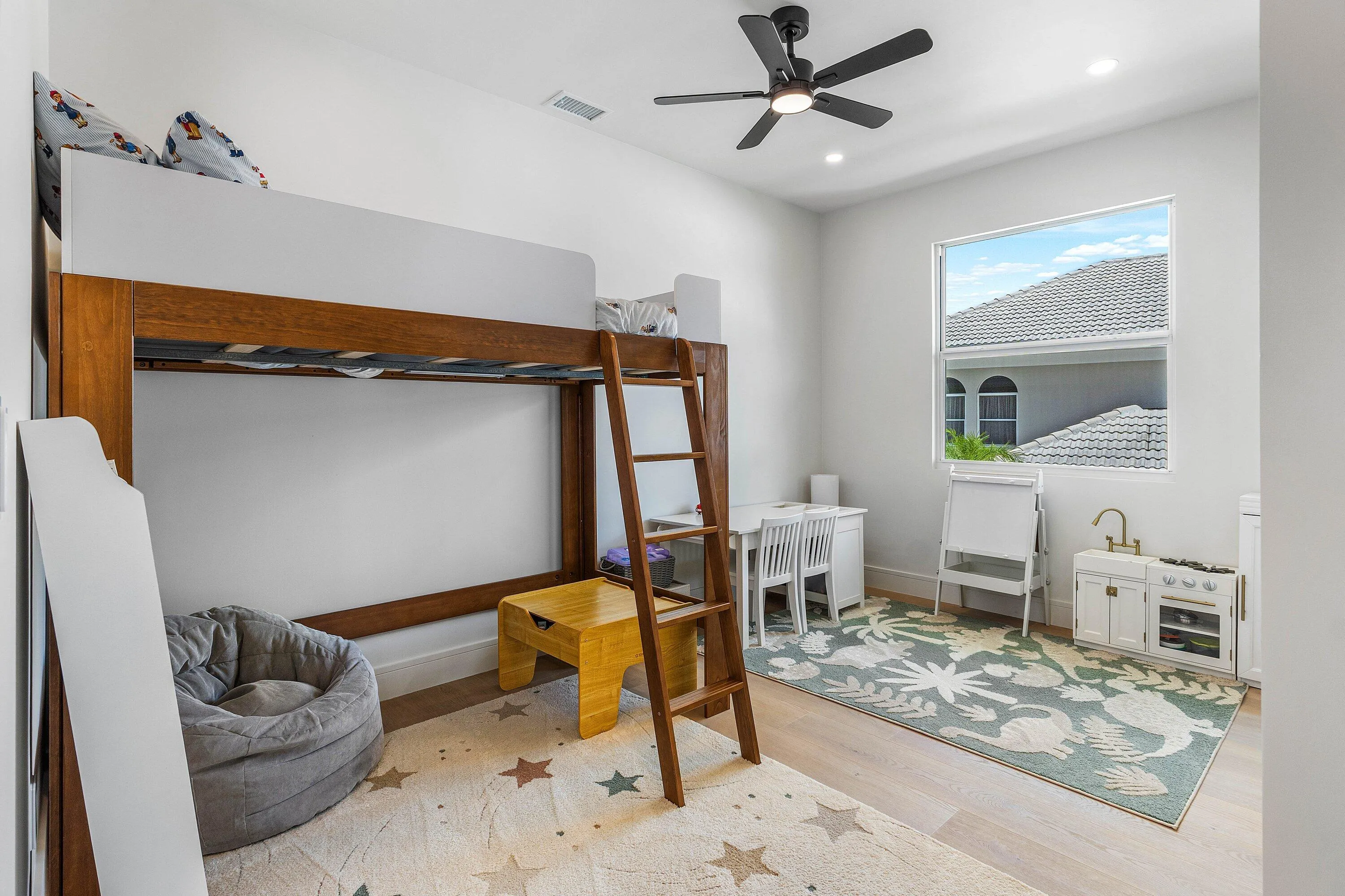 025-9701SprayDrive-WestPalmBeach-FL-3341