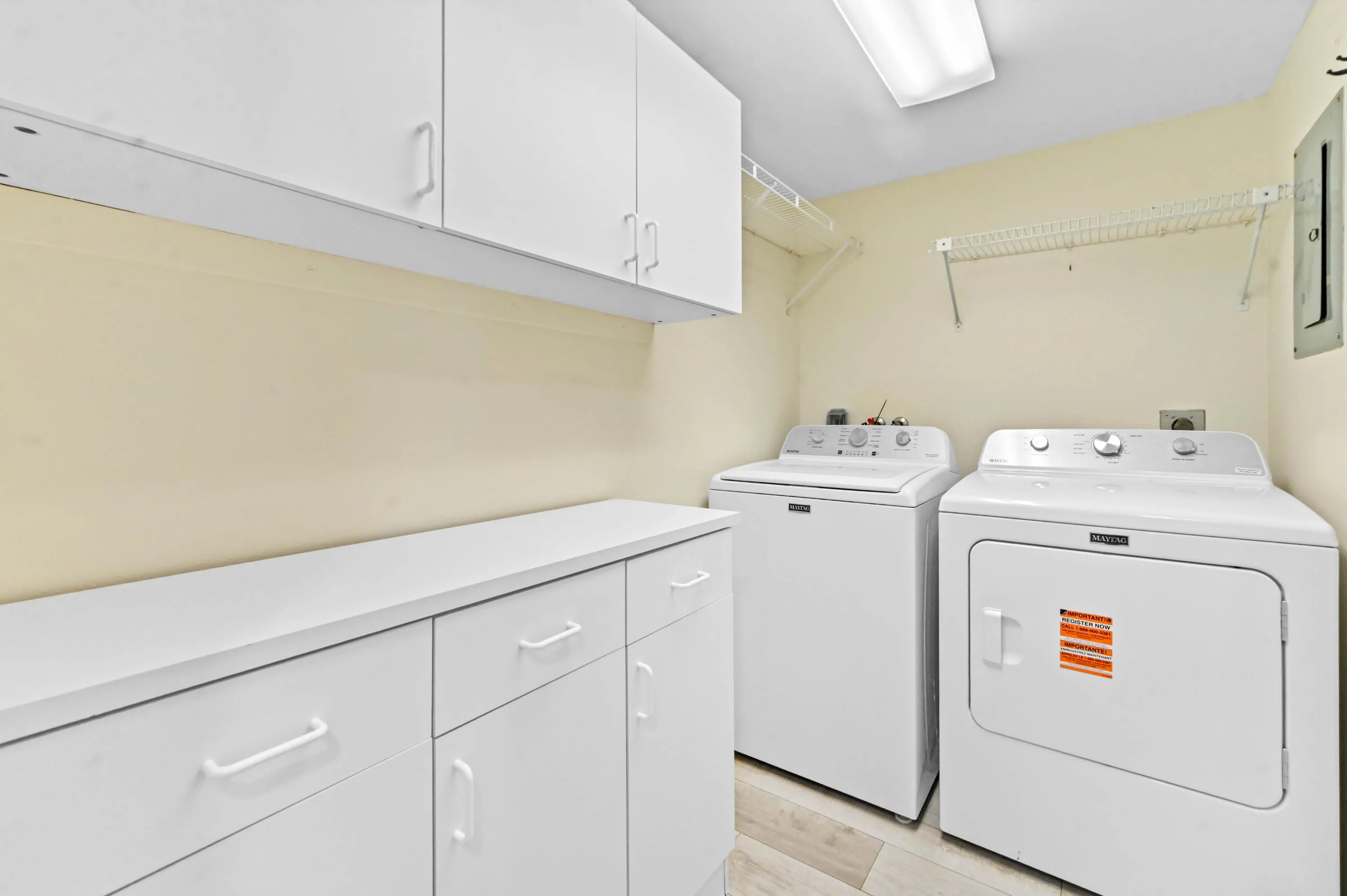 12 Laundry room 01