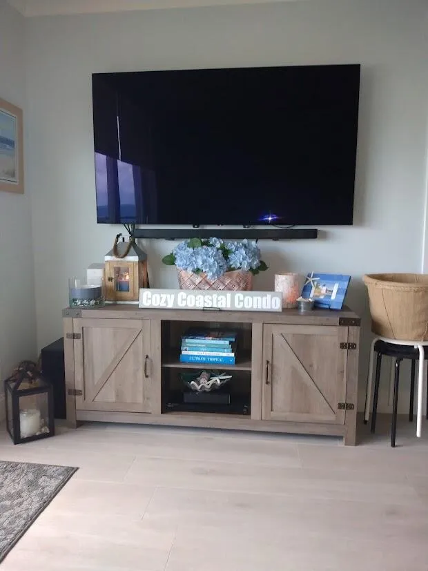 ROYAL COAST LIVINGROOM 3