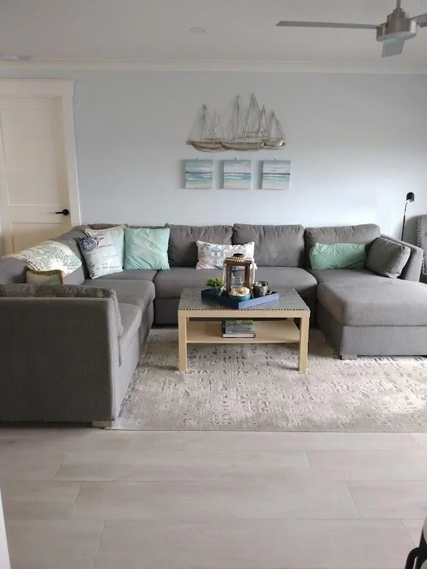 ROYAL COAST CONDO LIVINGROOM 1