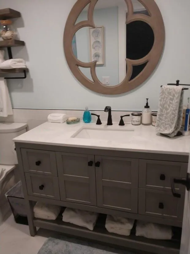 ROYAL COAST CONDO BATHROOM 2