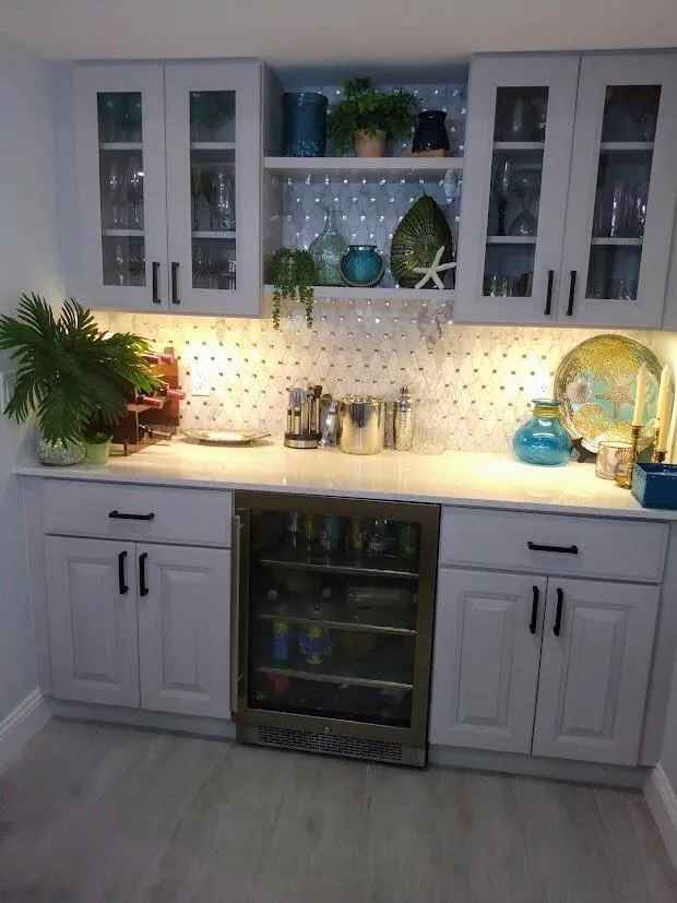 ROYAL COAST CONDO WET BAR 4