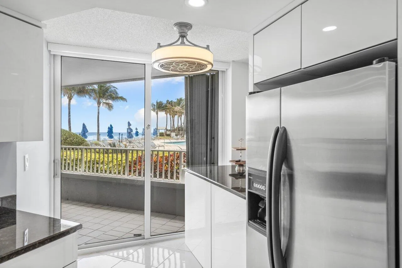 009-5200NorthOceanDrive-WestPalmBeach-FL