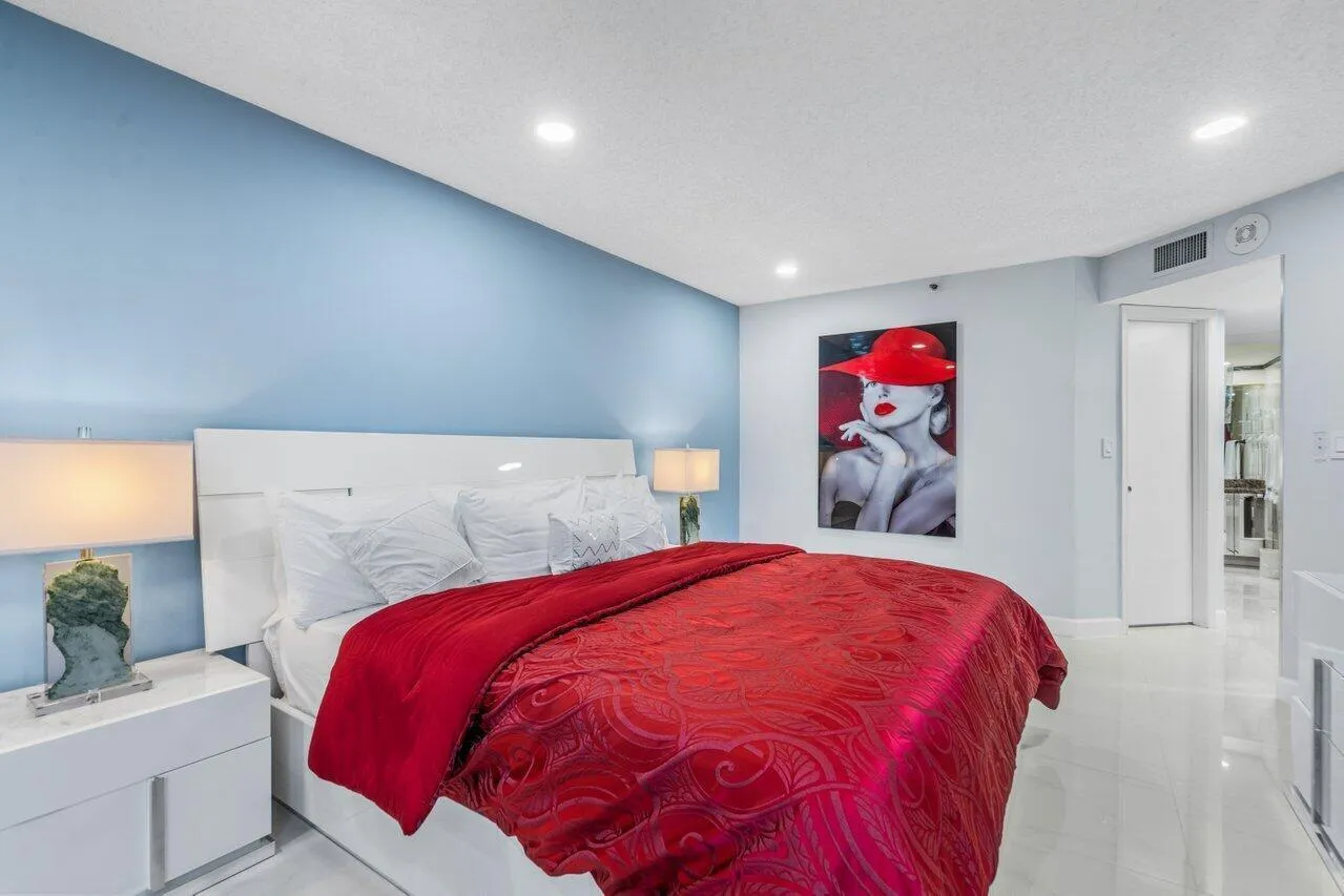 020-5200NorthOceanDrive-WestPalmBeach-FL