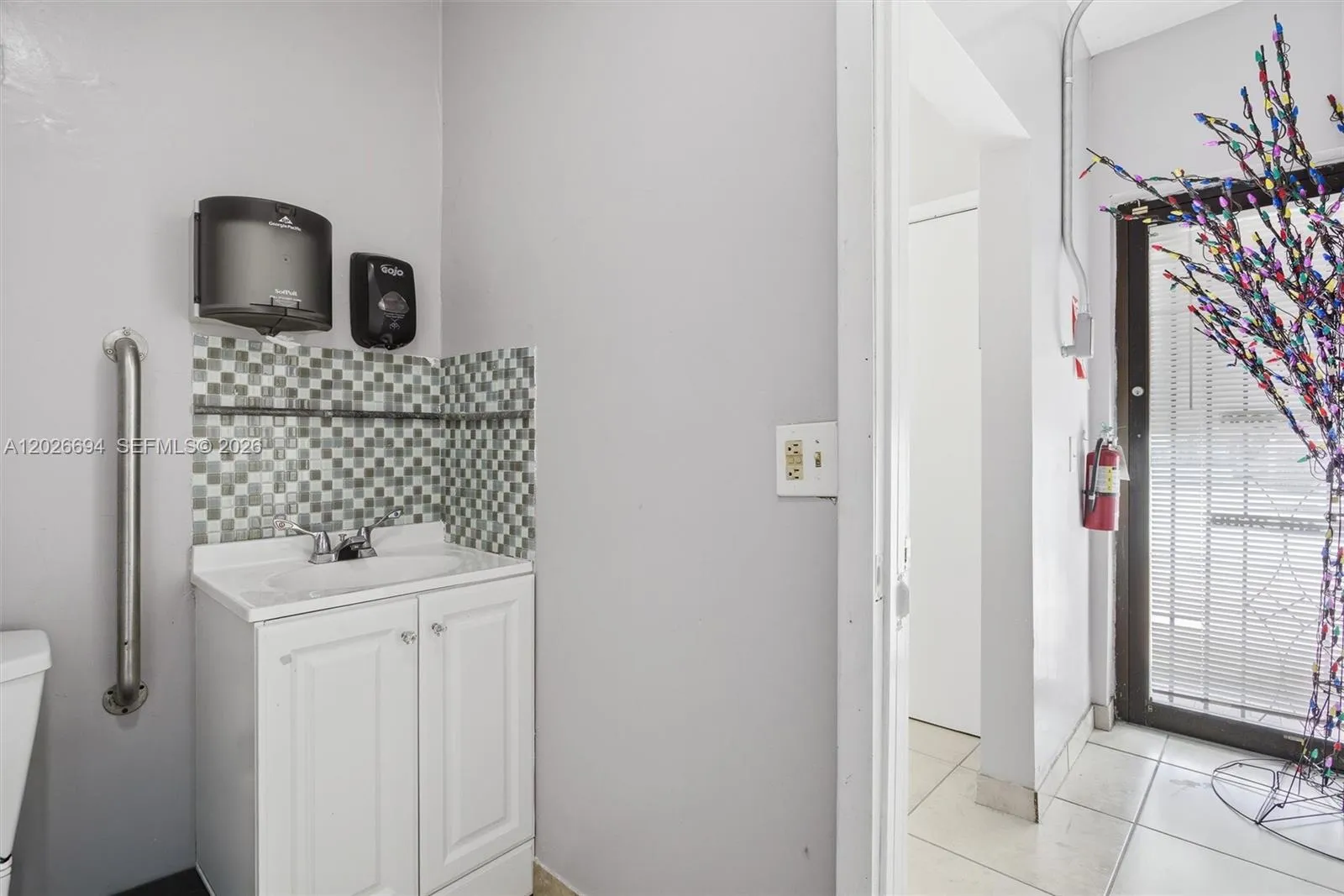 Property photo 33