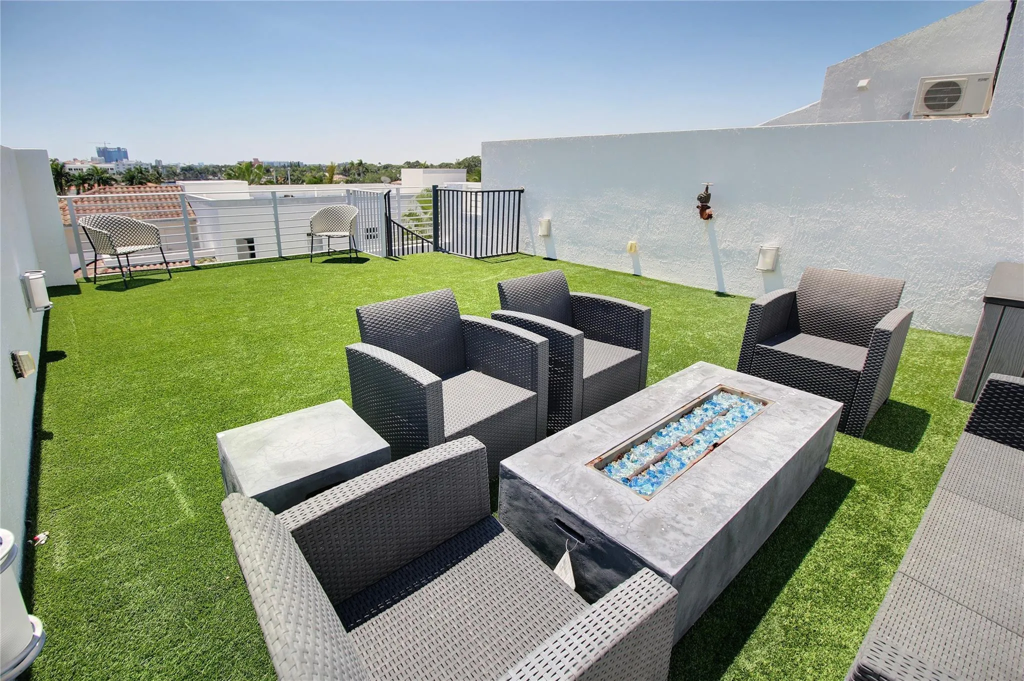 Property photo 37