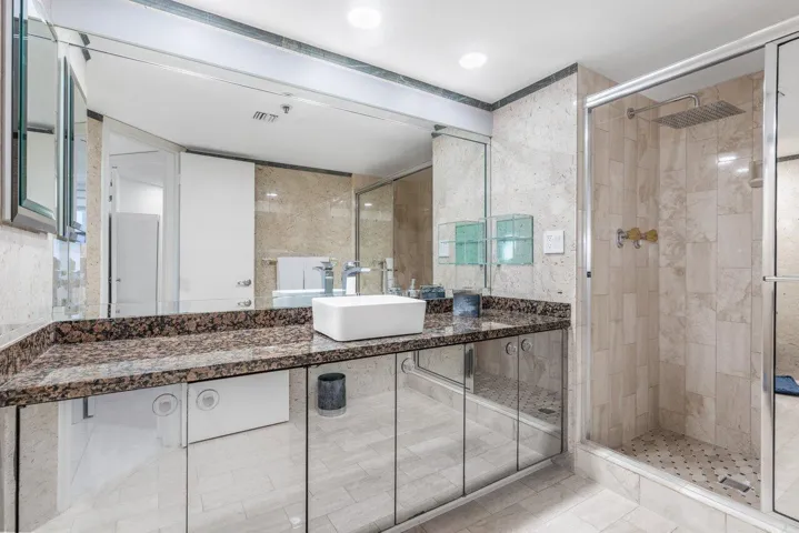 013-5200NorthOceanDrive-WestPalmBeach-FL