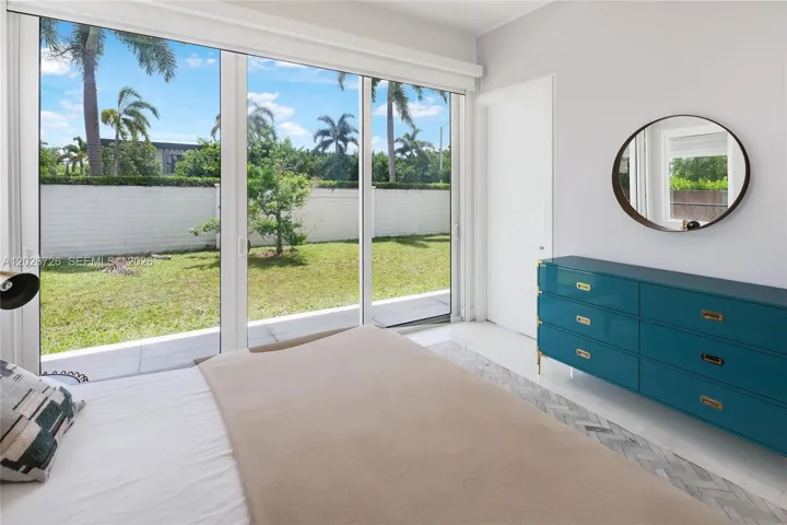1st floor level bedroom